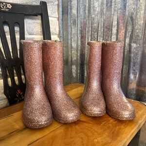 Western Chief Glitter Lighted 11t Pink Boots for twins